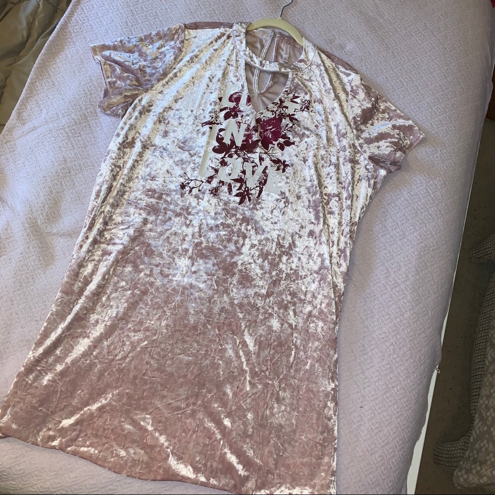 Lilac Velvet Keyhole Dress